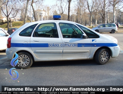 Citroen Xsara Picasso
PM Tricesimo (UD)
Livrea Polizia Comunale
Parole chiave: Citroen Xsara_Picasso PM Tricesimo UD Friuli_Venezia_Giulia