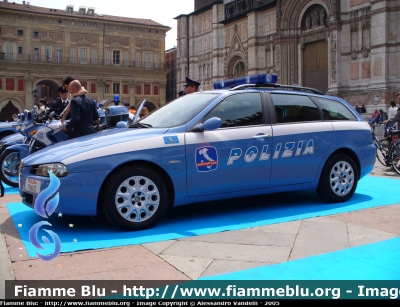 Alfa Romeo 156 Sportwagon II serie
Parole chiave: Alfa_Romeo 156_sportwagon_IIserie Polizia_Stradale F0865