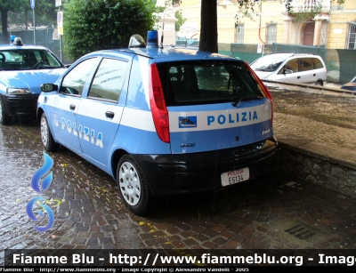 Fiat Punto II serie
Parole chiave: Fiat Punto_IIserie Polizia_E1634 Squadra_Volante