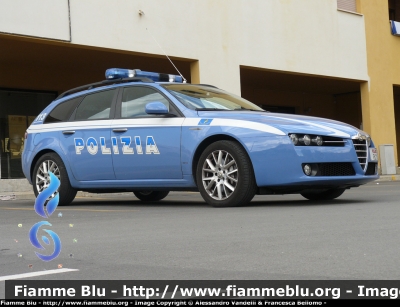 Alfa Romeo 159 Sportwagon
Polizia Stradale
Polizia F8271
Parole chiave: Alfa_Romeo 159_sportwagon Polizia_f8271 Polizia_Stradale Polstrada