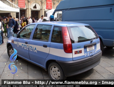 Fiat Punto I serie
Polizia di Stato
Servizio Aereo
POLIZIA E6533
Parole chiave: Fiat Punto_Iserie PoliziaE6533 servizio_aereo