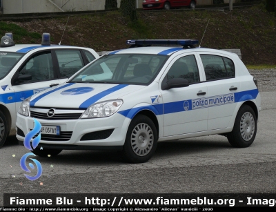 Opel Astra III serie
Parole chiave: Opel Astra Polizia Municipale Comunità Collinare del Friuli San Daniele