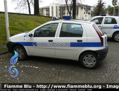 Fiat Punto III serie
Parole chiave: Fiat Punto Polizia Municipale Comunità collinare del Friuli San Daniele