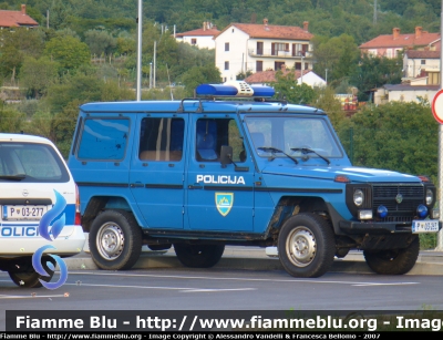 Mercedes-Benz Classe G
Republika Slovenija - Repubblica Slovena
Policija - Polizia
Parole chiave: Mercedes-Benz Classe_G Policija Polizia Slovenia