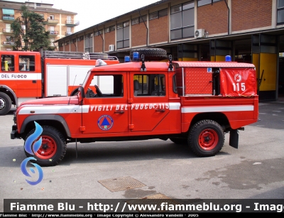 Land Rover Defender 130
Vigili del Fuoco
Comando Provinciale di Piacenza
Polisoccorso acquistato dalla Regione Emilia-Romagna
VF 22279
Parole chiave: Land-Rover Defender_130 VF22279