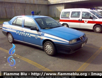 Alfa Romeo 155 II serie
Polizia Stradale
Parole chiave: Alfa_Romeo_155_II_serie