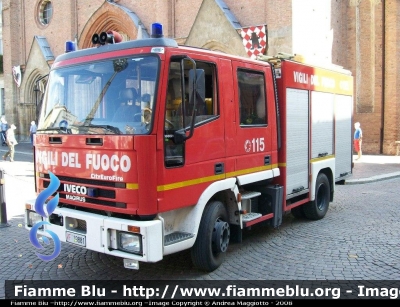 Iveco CityEuroFire 100E21 I serie
Vigili del Fuoco
AutoPompaSerbatoio allestimento Iveco-Magirus
VF 19881
Parole chiave: Iveco CityEuroFire_100E21_Iserie VF19881