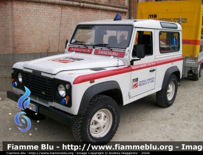 Land Rover Defender 90
C.O. 118 CN
Parole chiave: Land_Rover_Defender_ 90