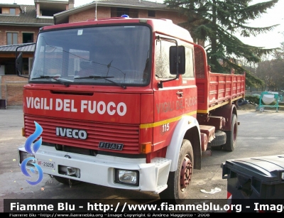 Iveco 180-24
Vigili del Fuoco
Comando Provinciale di Asti
VF 23208
Parole chiave: Iveco 180-24 VF23208