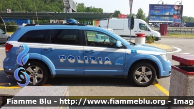 Fiat Freemont
Polizia di Stato
Polizia Stradale
Viabilità Autostradale SATAP
POLIZIA H7320
Parole chiave: Fiat Freemont PoliziaH7320