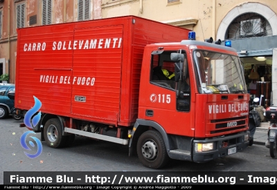 Iveco EuroCargo 60E14 I serie
Vigili del Fuoco
Comando Provinciale di Roma
Polisoccorso-Carro Sollevamenti
VF 19951
Parole chiave: Iveco EuroCargo_60E14_Iserie VF19951