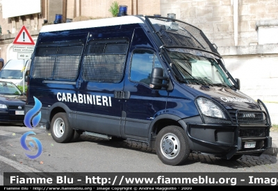 Iveco Daily IV serie
Carabinieri
CC CN 174
Parole chiave: Iveco Daily_IVserie CCCN174 Festa_Della_Repubblica_2009