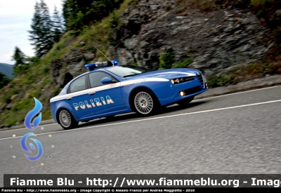 Alfa Romeo 159
Polizia di Stato
Squadra Volante
POLIZIA H1145
Autovettura Fotografata Durante il Campionato Italiano di Velocità in Salita per Auto Storiche "Cesana-Sestriere" 
Parole chiave: Alfa-Romeo 159 PoliziaH1145