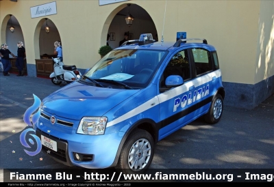 Fiat Nuova Panda 4x4
Polizia di Stato
POLIZIA H3394
Parole chiave: Fiat Nuova_Panda_4x4 PoliziaH3394