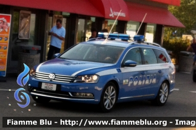 Volkswagen Passat Variant VII serie
Polizia di Stato
Polizia Stradale 
In servizio sull'Autostrada A21 Brescia - Piacenza
Allestimento Bertazzoni
POLIZIA H6549
Parole chiave: Volkswagen Passat_Variant_VIIserie PoliziaH6549