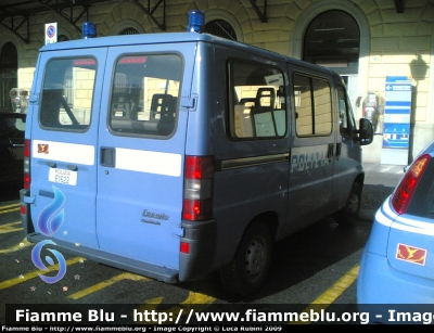 Fiat Ducato II Serie
Polizia di Stato
Polizia Ferroviaria
POLIZIA E1622
Parole chiave: Fiat_Ducato_II_Serie_Polizia_Ferroviaria_POLIZIAE1622