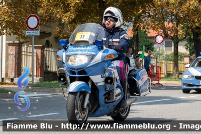 Bmw r850rt II serie
Polizia di Stato
Polizia Stradale
in scorta al Tour de l'Avenir 2024
Moto 11
Parole chiave: Bmw r850rt_IIserie