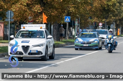 Yamaha FJR 1300 II serie
Polizia di Stato
Polizia Stradale
Allestimento Elevox
in scorta al Tour de l'Avenir 2024
Moto 13
Parole chiave: Yamaha FJR_1300_IIserie