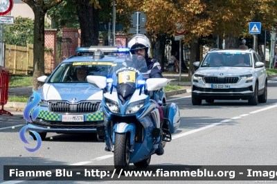 Yamaha FJR 1300 II serie
Polizia di Stato
Polizia Stradale
Allestimento Elevox
in scorta al Tour de l'Avenir 2024
Moto 13
Parole chiave: Yamaha FJR_1300_IIserie