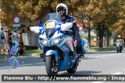 Yamaha FJR 1300 II serie
Polizia di Stato
Polizia Stradale
Allestimento Elevox
in scorta al Tour de l'Avenir 2024
Moto 15
Parole chiave: Yamaha FJR_1300_IIserie