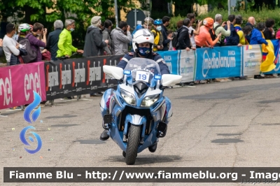 Yamaha FJR 1300 II serie
Polizia di Stato
Polizia Stradale
Allestimento Elevox
POLIZIA G3091
in scorta al Giro d'Italia 2021
Moto "19"
Parole chiave: Yamaha FJR_1300_IIserie POLIZIAG3091 Giro_D_Italia_2021