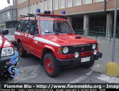 Mitsubishi Pajero Lwb I Serie
Vigili del Fuoco 
Comando Provinciale di Torino
Distaccamento Volontario di Torre Pellice
VF 21109
Parole chiave: Mitsubishi Pajero_Lwb_I_Serie Vigili_del_Fuoco Torino Torre_Pellice VF21109