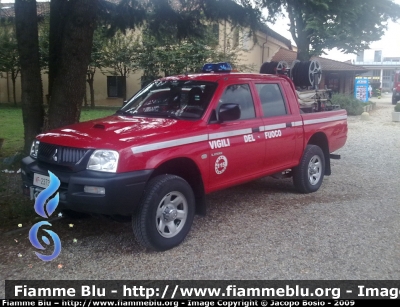 Mitsubishi L200 III serie
Vigili del Fuoco
Comando di Torino
VF23738
Parole chiave: Mitsubishi L200_IIIserie VF23738