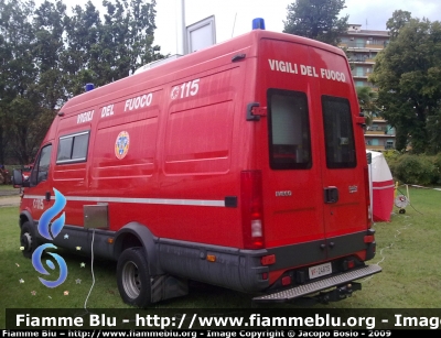 Iveco Daily III Serie
Vigili del Fuoco
Comando Provinciale di Torino
Nucleo NBCR
VF 24675
Parole chiave: Iveco Daily_III_serie NBCR Vigili_del_Fuoco Torino VF24675