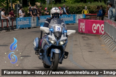 Yamaha FJR 1300 II serie
Polizia di Stato
Polizia Stradale
Allestimento Elevox
POLIZIA G3100
in scorta al Giro d'Italia 2021
Moto "21"
Parole chiave: Yamaha FJR_1300_IIserie POLIZIAG3100 Giro_D_Italia_2021