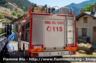 Iveco EuroCargo 90E21 II serie
Vigili del Fuoco
Comando Provinciale di Torino
Distaccamento Volontario di Fenestrelle
Allestimento Protec-Fire
Veicolo ricondizionato
VF 31519
Parole chiave: Iveco EuroCargo_90E21_IIserie VF31519