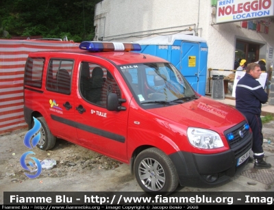 Fiat Doblò II serie
France - Francia
Sapeur Pompiers di Ste Tulle
S.D.I.S. 04
Parole chiave: Fiat Doblò s.d.i.s.04