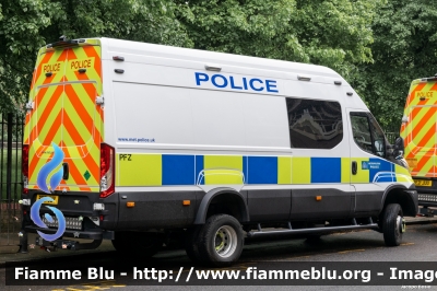 Iveco Daily VI serie 4x4
es-Benz Sprinter III serie restyle
Great Britain - Gran Bretagna
London Metropolitan Police
Marine Unit Support Vehicle
Parole chiave: Iveco Daily_VIserie_4x4