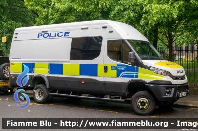 Iveco Daily VI serie 4x4
es-Benz Sprinter III serie restyle
Great Britain - Gran Bretagna
London Metropolitan Police
Marine Unit Support Vehicle
Parole chiave: Iveco Daily_VIserie_4x4