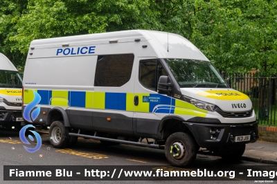 Iveco Daily VI serie 4x4
es-Benz Sprinter III serie restyle
Great Britain - Gran Bretagna
London Metropolitan Police
Marine Unit Support Vehicle
Parole chiave: Iveco Daily_VIserie_4x4