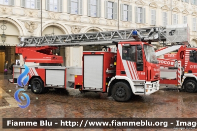 Iveco EuroFire 150E27 I serie
Vigili del Fuoco
Comando Provinciale Torino
Distaccamento Volontario di Volpiano
AutoScala allestita Iveco-Magirus e Ricondizionata Fortini
VF 28982
Parole chiave: Iveco EuroFire_150E27_Iserie VF28982 santa_barbara_2019