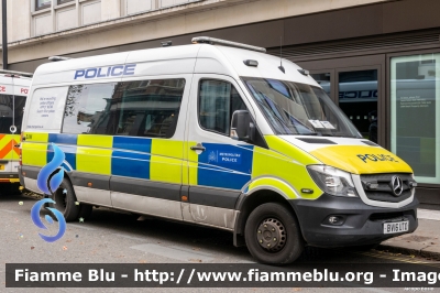 Mercedes-Benz Sprinter III serie restyle
Great Britain - Gran Bretagna
London Metropolitan Police
Parole chiave: Mercedes-Benz Sprinter_IIIserie_restyle