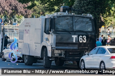 Mercedes-Benz Actros
Türkiye Cumhuriyeti - Turchia
Polis - Polizia
Parole chiave: Mercedes-Benz Actros