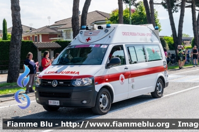 Volkswagen Transporter T5 Restyle
Croce Rossa Italiana
Comitato Locale di Lipomo
Allestita Aricar 
CRI 258 AD
In scorta al Giro d'Italia 2019
Parole chiave: Volkswagen Transporter_T5_restyle CRI_Comitato_Locale_Lipomo CRI258AD Giro_D_Italia_2019