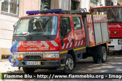 Mitsubishi Canter
Portugal - Portogallo
Bombeiros Voluntários de Lisboa
Veiculo Urbano de Combate a Incendios
Allestimento Jacinto
Parole chiave: Mitsubishi Canter