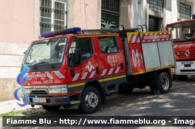 Mitsubishi Canter
Portugal - Portogallo
Bombeiros Voluntários de Lisboa
Veiculo Urbano de Combate a Incendios
Allestimento Jacinto
Parole chiave: Mitsubishi Canter