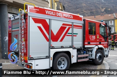 Iveco EuroCargo 120E25 IV serie
Vigili del Fuoco
Comndo Provinciale di Verbania
Distaccamento Volontario di Cannobio
AutoPompaSerbatoio allestimento Iveco-Magirus
VF 32219
Parole chiave: Iveco EuroCargo_120E25_IVserie VF32219