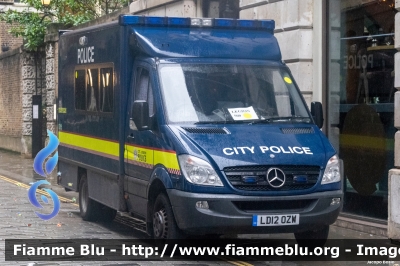 Mercedes-Benz Sprinter III serie
United Kingdom - Gran Bretagna
City of London Police
Parole chiave: Mercedes-Benz Sprinter_IIIserie