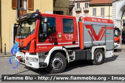 Iveco EuroCargo 120E25 IV serie
Vigili del Fuoco
Comndo Provinciale di Verbania
Distaccamento Volontario di Gravellona Toce
AutoPompaSerbatoio allestimento Iveco-Magirus
VF 32220
Parole chiave: Iveco EuroCargo_120E25_IVserie VF32220