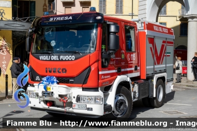 Iveco EuroCargo 120E25 IV serie
Vigili del Fuoco
Comndo Provinciale di Verbania
Distaccamento Volontario di Stresa
AutoPompaSerbatoio allestimento Iveco-Magirus
VF 32222
Parole chiave: Iveco EuroCargo_120E25_IVserie VF32222