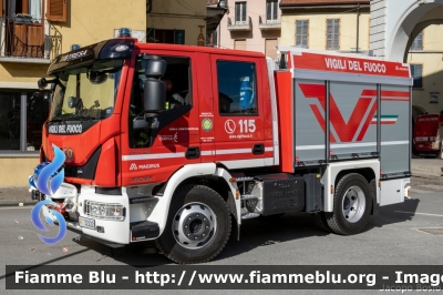 Iveco EuroCargo 120E25 IV serie
Vigili del Fuoco
Comndo Provinciale di Verbania
Distaccamento Volontario di Stresa
AutoPompaSerbatoio allestimento Iveco-Magirus
VF 32222
Parole chiave: Iveco EuroCargo_120E25_IVserie VF32222