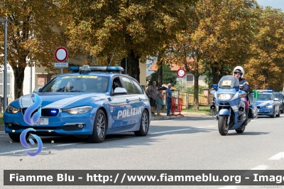 BMW 318 Touring F31 III restyle
Polizia di Stato
Polizia Stradale
Allestimento Focaccia
In scorta al Tour de l'Avenir 2024
POLIZIA M1096
Parole chiave: BMW 318_Touring_F31_IIIrestyle POLIZIAM1096