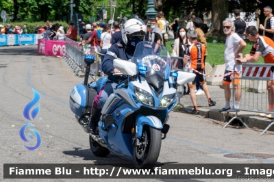 Yamaha FJR 1300 II serie
Polizia di Stato
Polizia Stradale
Allestimento Elevox
POLIZIA G3105
in scorta al Giro d'Italia 2021
Moto "Jolly"
Parole chiave: Yamaha FJR_1300_IIserie POLIZIAG3105 Giro_D_Italia_2021