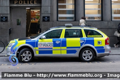 Skoda Octavia Wagon III serie
United Kingdom - Gran Bretagna
City of London Police
Parole chiave: Skoda Octavia_Wagon_IIIserie