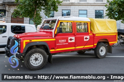 Land Rover Defender 130

France - Francia
S.D.M.I.S. 69 - Rhône et de la métropole de Lyon
Véhicule Fourgonnette d'Intervention Tout-Terrain
Parole chiave: Land-Rover Defender_130