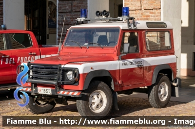 Land Rover Defender 90
Vigili del Fuoco
Comando Provinciale di Torino
Distaccamento Volontario di Chivasso
VF 18870
Parole chiave: Land-Rover Defender_90 VF18870 Santa_Barbara_2021